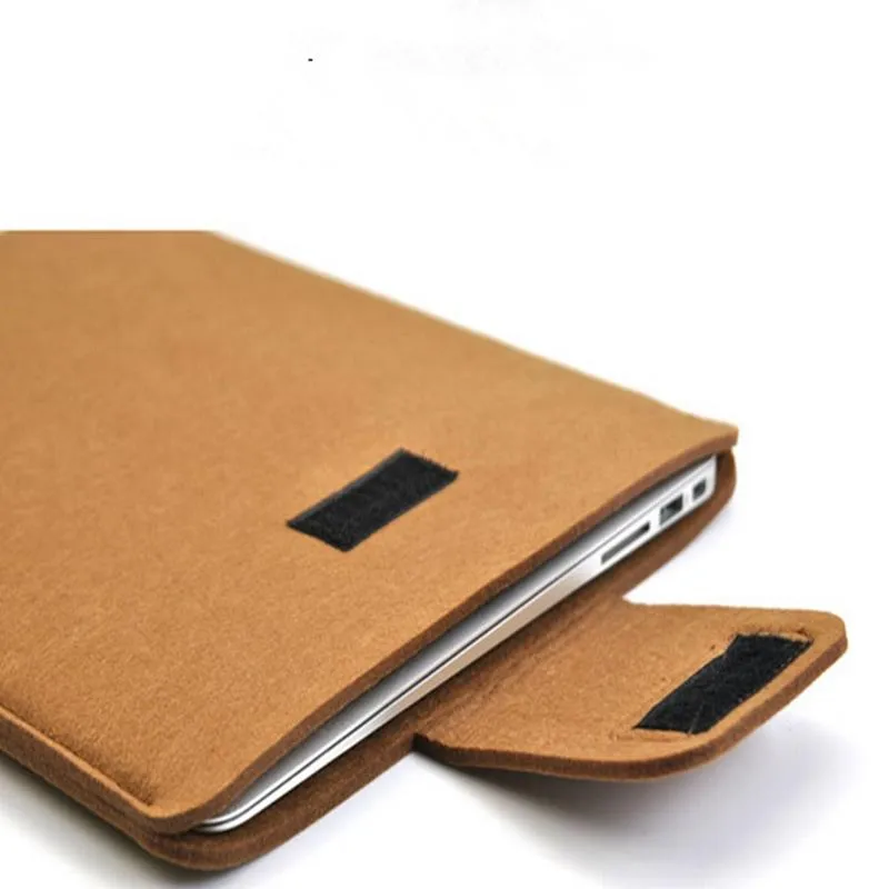 14 Vertical Felt Laptop / Tablet Sleeve Bag - Black