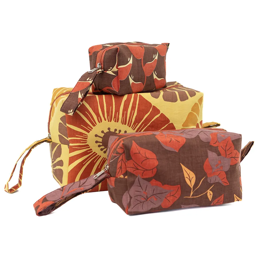 Bougainvillea Brown Cosmetic Bag Med