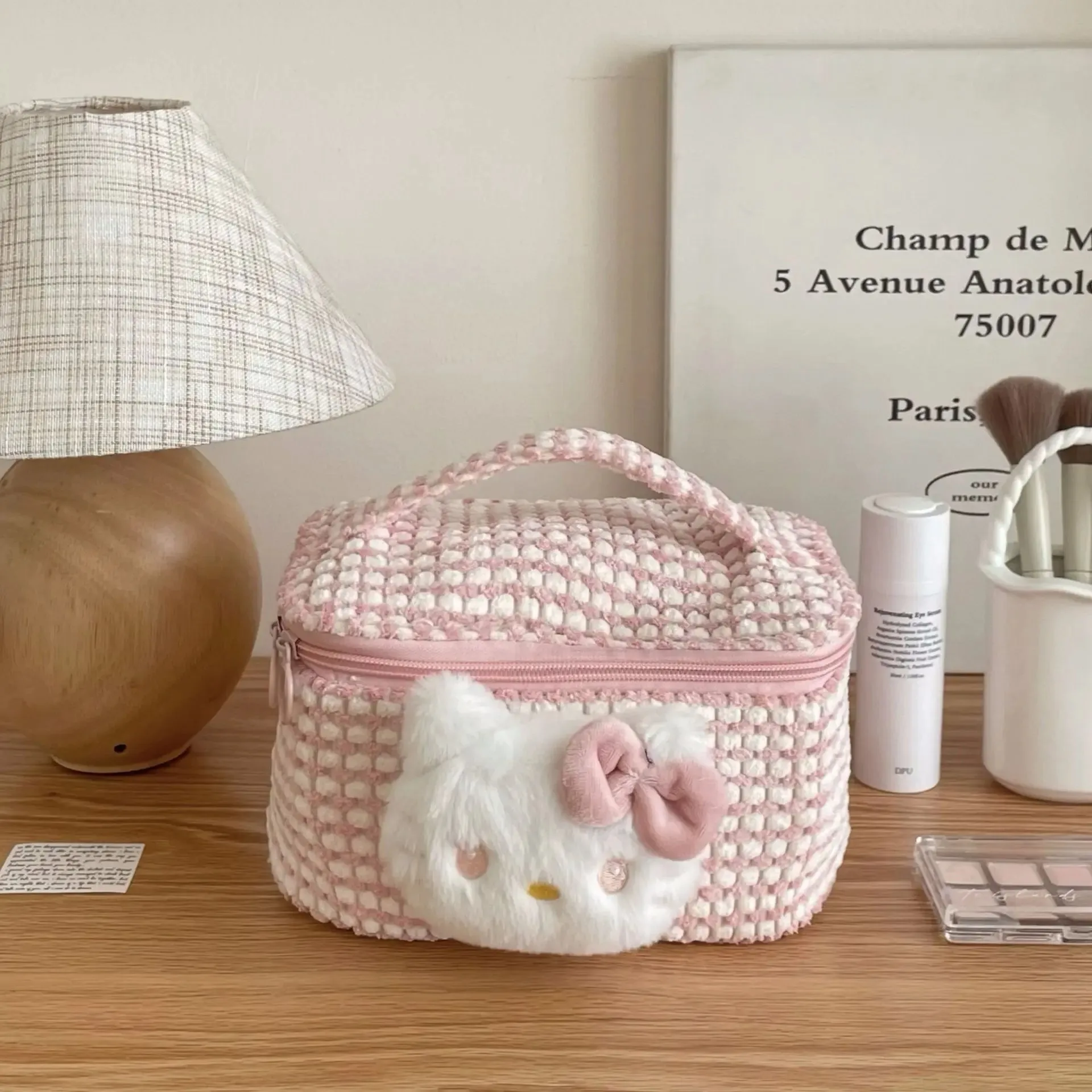 Cute Ladies' Makeup Bag, Portable Large Capacity Storage Bag Travel Grooming Bag